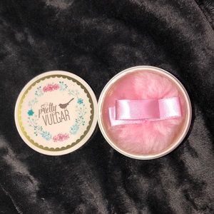 Pretty Vulgar Translucent Setting Powder